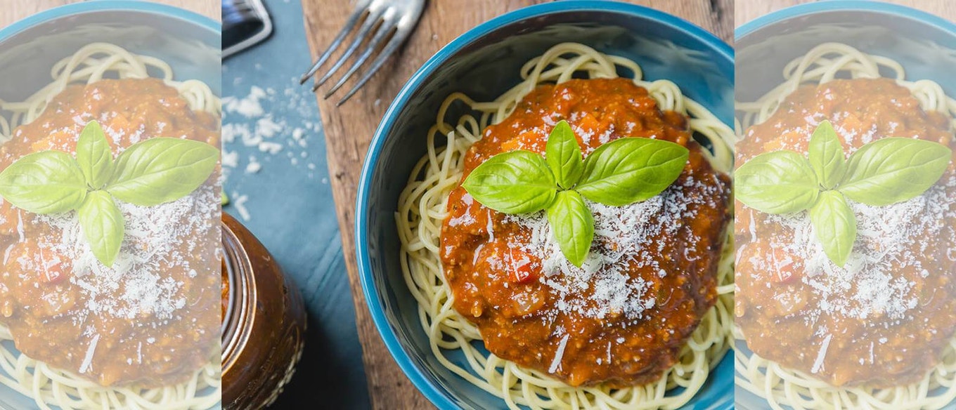 Nudlar och nötkött i kryddig tomatsås Dolmio